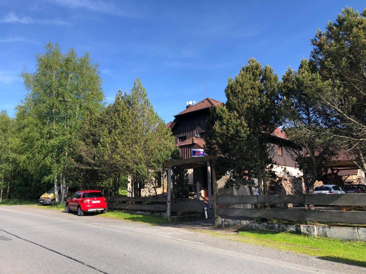 Penzion "Pod Hureckym Vrchem" Prasily Exterior photo